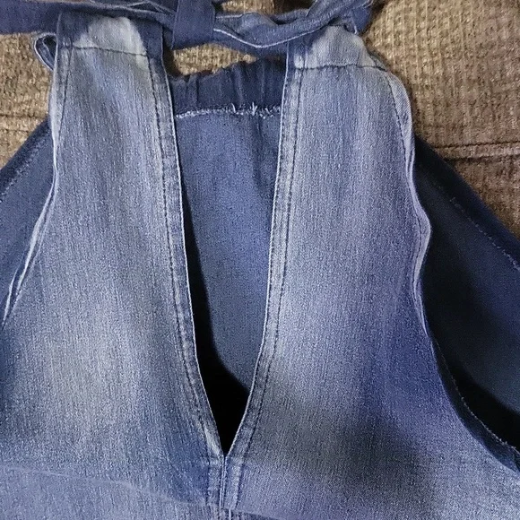 Top - Picture 4 of 4